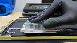 На что способен MacBook Neo, если ему установить массивный радиатор для охлаждения. Эксперимент показывает огромный нераскрытый потенциал