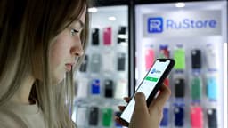 RuStore: россияне приобретают от полумиллиона смартфонов в неделю
