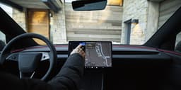 На финишной прямой: Tesla почти обучила FSD, автомобили суммарно проехали более 13,5 млрд км