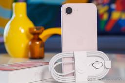 iPhone 17e оказался наголову автономнее предшественника и выступил на уровне iPhone 17 Pro. Это результаты тестов GSM Arena