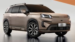 Новый кроссовер GAC Aion V для России получил богатое оснащение: массаж, холодильник и запас хода до 580 км