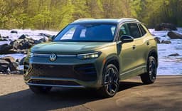 Volkswagen отменил пенсию для Tiguan: кроссовер будут выпускать до 2035 года, и он сохранит бензиновый мотор