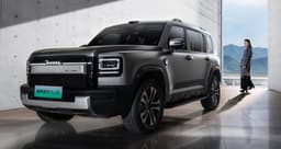 Новый внедорожник Haval размером с Land Cruiser 300, 449 л.с., полным приводом и холодильником — 190 тыс. юаней (2,15 млн рублей). Haval Raptor Plus доступен для предзаказа в Китае