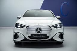 Автомобили Mercedes-Benz поедут на батареях Samsung