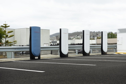 Tesla установила уже 80 тыс. станций быстрой зарядки Supercharger