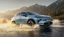 Представлен новый Geely Atlas с запасом хода более 1500 км, который стоит менее 15 000 долларов в Китае
