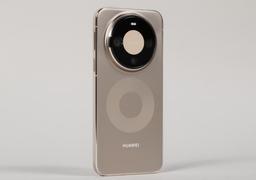 В России стартовали продажи Huawei Mate 80 Pro: камера XMAGE, Алиса, аккумулятор 5750 мАч и зарядка 100 Вт