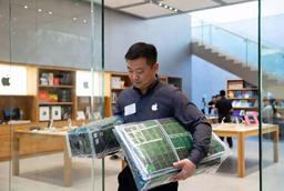 Apple скупает всю доступную на рынке мобильную DRAM, чтобы конкуренты не могли обеспечить себе доступ к памяти