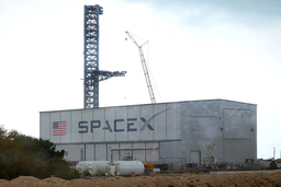 SpaceX собирается начать выпуск современных микросхем: оборудование уже устанавливают