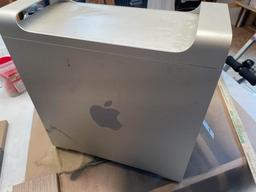 Пользователь за 25 долларов купил старый Mac Pro, а внутри него обнаружил Mac Pro 6,1