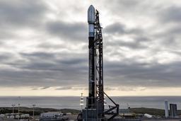 Важнейший 33-й полёт Falcon 9: ракета готовится вывести на орбиту 45 спутников от KAI, Argotec Srl, Exolaunch, Impulso.Space, Loft-EarthDaily, Lynk Global, True Anomaly и Planet Labs