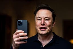 Илон Маск нахваливает XChat: миллиардер обратил внимание на то, что Instagram* отключил сквозное шифрование личных сообщений
