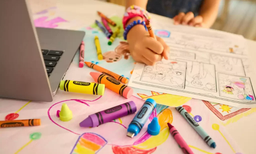 SanDisk выпустила флешки в виде восковых мелков Crayola — USB-C, 300 МБ/с и дизайн как у детских карандашей