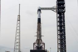 SpaceX перенесла важный старт к МКС — запуск Cargo Dragon на ракете Falcon 9 отложили на сутки