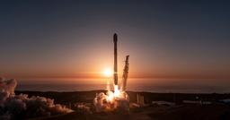 На этот раз без рекордов: SpaceX запустила 24 спутника Starlink, вторая ступень отработала второй раз