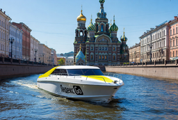 В «Яндекс Go» появилась аренда катеров в Санкт-Петербурге