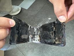 Samsung Galaxy S24 внезапно взорвался в руке владельца — начато расследование
