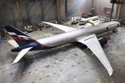 «Аэрофлот» впервые перекрасил Boeing 777 в России