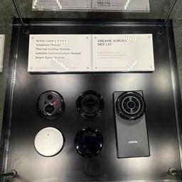 Смартфон без камеры? Dreame показала модульный флагман, который превращается в фотоаппарат, экшн-камеру или спутниковый телефон