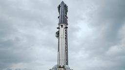 Starship V3 впервые собрали на стартовой площадке: ракета нового поколения от SpaceX готова к первому старту