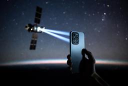 Прямая связь со спутника Starlink прямо в смартфоне без похода в салон. Теперь подключиться к спутниковому сервису SpaceX можно за пару минут в США