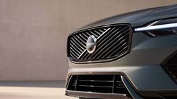 Самый популярный кроссовер Volvo обновится: гибридный Volvo XC60 T8 PHEV сможет проезжать до 160 км на чистом электричестве