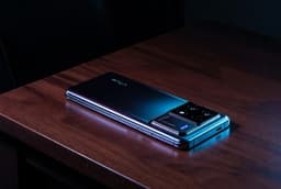 Камерофон Vivo X500 получит новый дизайн, небольшой дисплей и аккумулятор до 8000 мА•ч