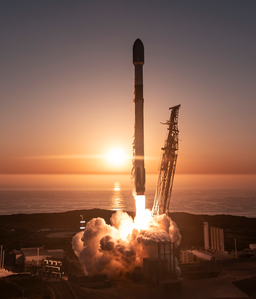 SpaceX уже запускает спутники раз в три дня: 50 миссий Starlink отправлено за пять месяцев
