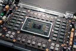 Новейший GPU Intel Crescent Island с памятью LPDDR5 выйдет уже в этом году