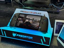 Мобильные Windows и Intel: Acer представила портативный игровой ПК Predator Atlas 8