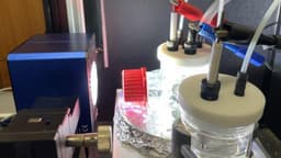 Один фотон — два продукта: новый солнечный реактор превращает углекислый газ и опилки в ценное сырье