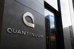 Quantinuum привлекла $1,68 млрд в ходе IPO на Nasdaq на фоне роста интереса к квантовым вычислениям