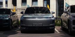 Аналог Toyota Highlander начали собирать в России, и он оказался дешевле китайского «исходника»: Esteo Exlantix ET доступнее Exeed Exlantix ET на 625 тыс. рублей