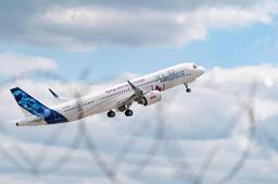 Не A380, а A321XLR: Airbus пересматривает стратегию развития, теперь ставка на компактные модели Airbus A220 и A321XLR