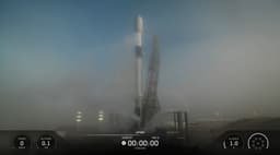 Ракета Falcon 9 не смогла стартовать: запуск отменили уже после включения двигателей