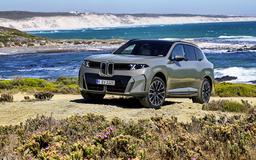 Совершенно новый BMW X5 уже можно заказать в России — можно выбрать мотор, цвет и отделку салона