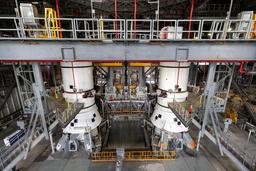 NASA приступило к сборке ракеты SLS для пилотируемой миссии Artemis III