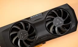 AMD тайно тестирует генерацию кадров 8x для новых видеокарт Radeon