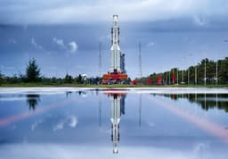 Китай отложил запуск «Чанъэ-7» к южному полюсу Луны: ближайшее окно для запуска закроется до сентября