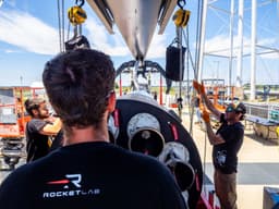 Космодром в морских контейнерах: Rocket Lab создала мобильную систему GHOST для развёртывания ракетных пусков в любой точке мира