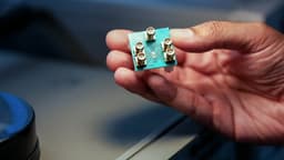 ChatGPT для микроволн: ученые научили радиосигналы работать с токенами