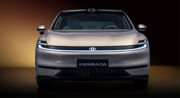 Китайский гибрид Changan Qiyuan A06 неожиданно стал хитом в России: 175 машин встало на учет всего за месяц