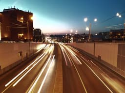 Как снимать на смартфон ночью: 5 советов опытного фотографа