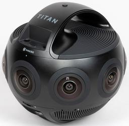 Панорамная видеокамера Insta360 Titan: