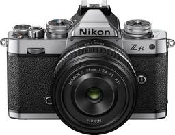 Камера Nikon Z fc с объективом Nikkor Z 28mm F2.8 SE: