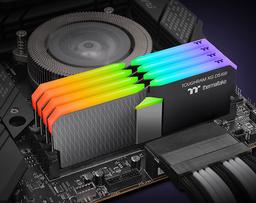 Модули памяти Thermaltake ToughRAM XG RGB D5: