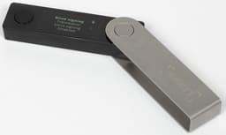 Флешка с особенностями Ledger Nano X: