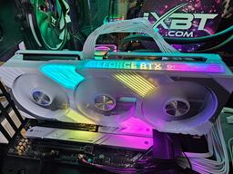 Видеокарта Palit GeForce RTX 4070 Ti GamingPro White OC (12 ГБ):