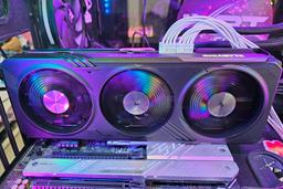Видеоускоритель AMD Radeon RX 7600 XT (16 ГБ):