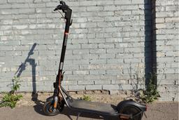 Электросамокат Ninebot KickScooter F2 Pro: